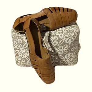 NWOT Mootsies Tootsies Tan\Brown Sandal